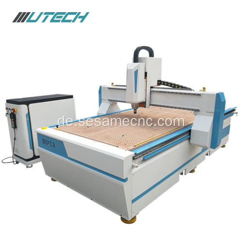 CNC-Fräsermaschine mit automatisch wechselnden Werkzeugen